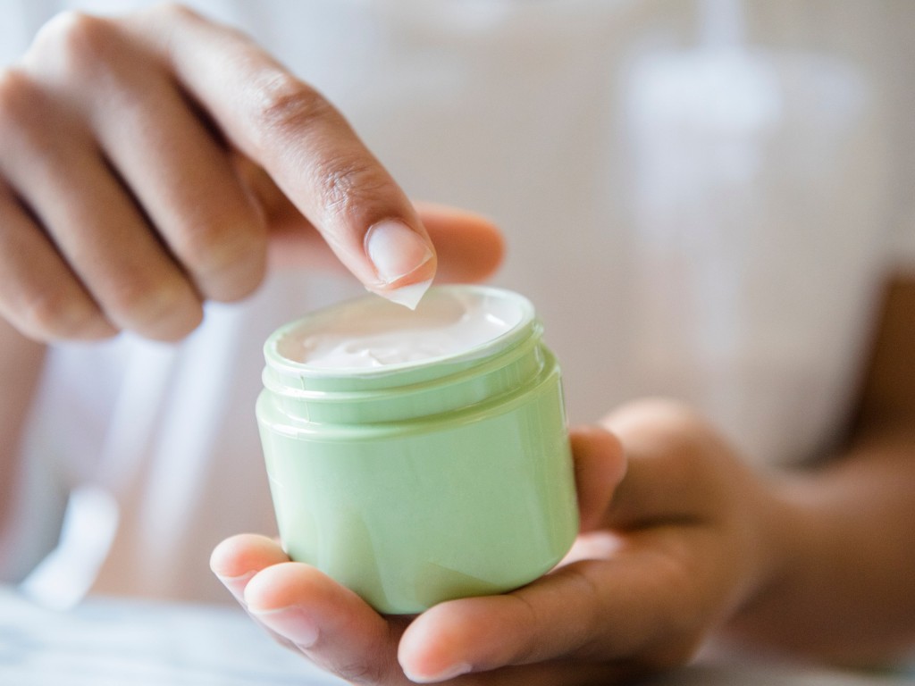 skin moisturising cream singapore
